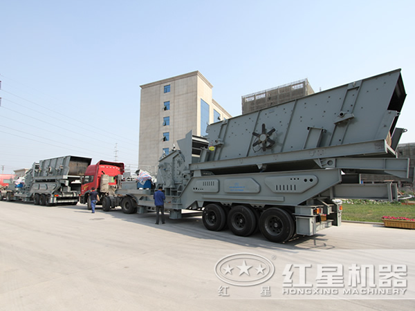 反擊式破碎機(jī)移動(dòng)破碎站廠家發(fā)貨