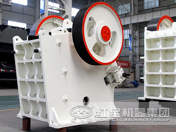 德版顎式破碎機(jī)